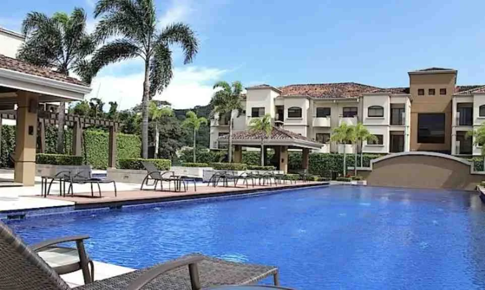 Apartamento en Condominio Montesol